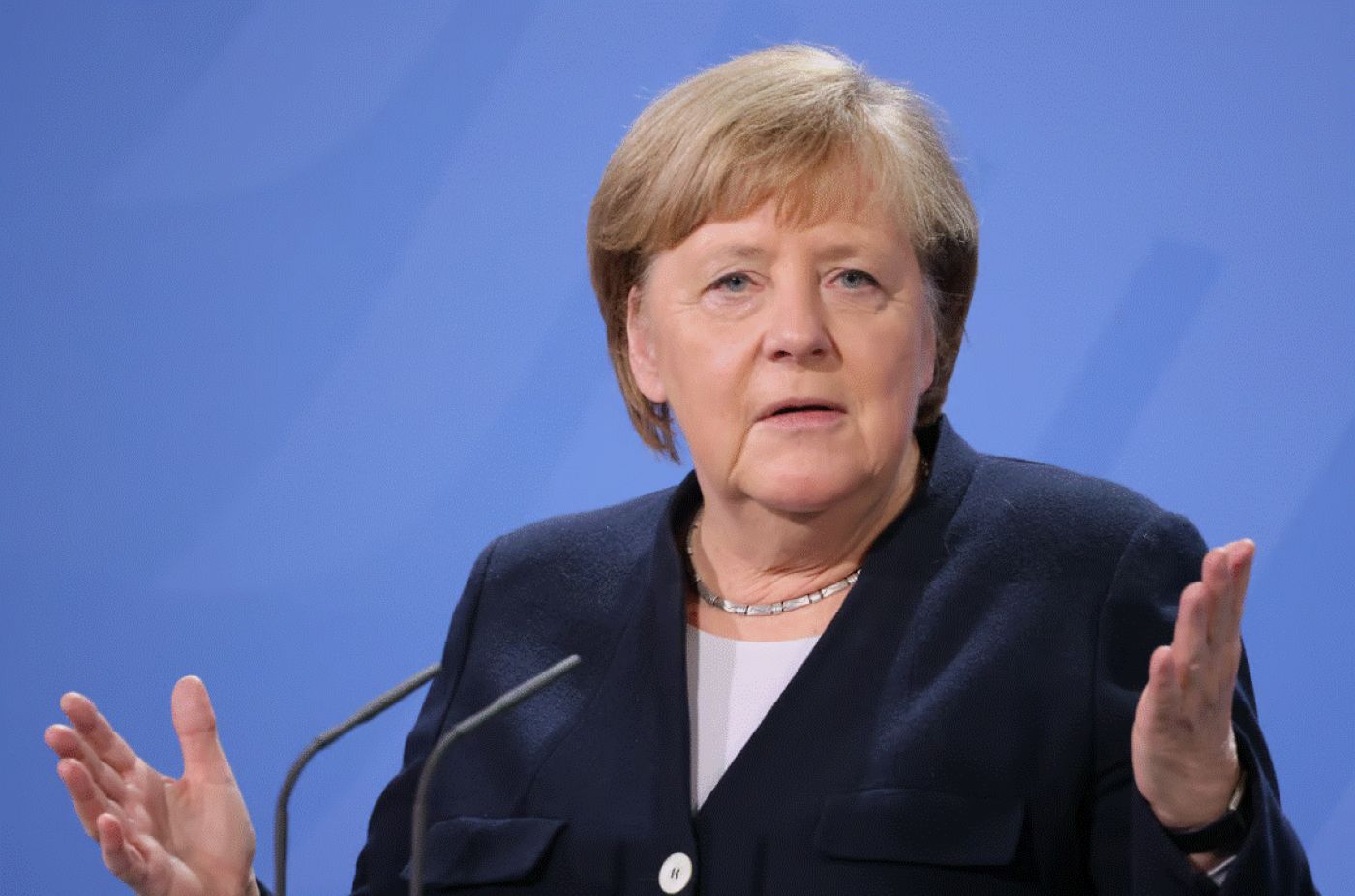 Scandalos! Angela Merkel se înfrumusețează pe banii statului german. Suma e colosală