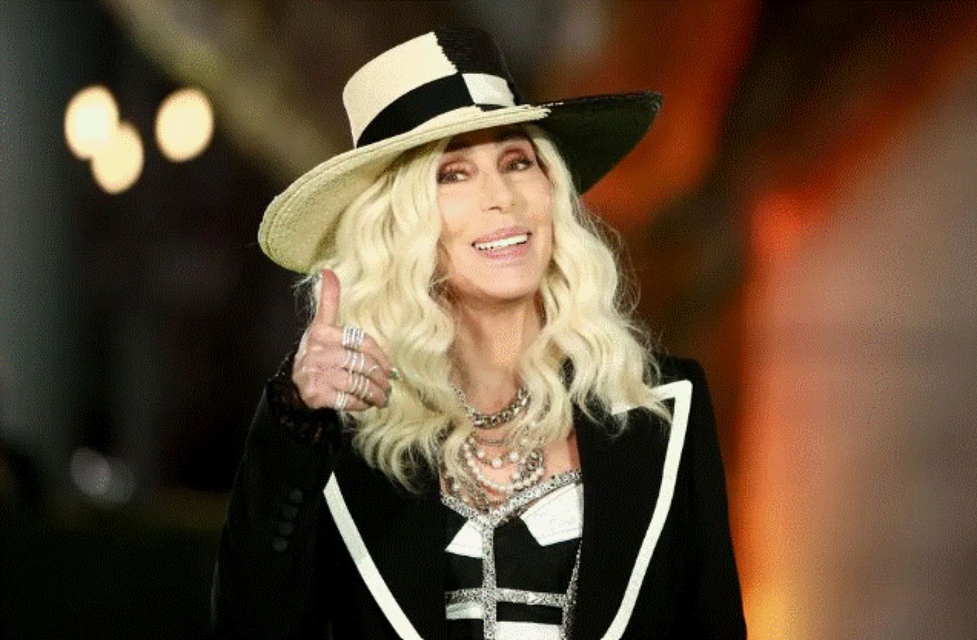 Celebra cântăreață Cher a lansat un produs nou. Să vedeți cum l-a „botezat”!