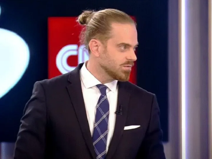 Fostul ministru Ilan Laufer și gemenii săi de cinci ani, la un pas de moarte. Cât de periculoase sunt trotinetele electrice