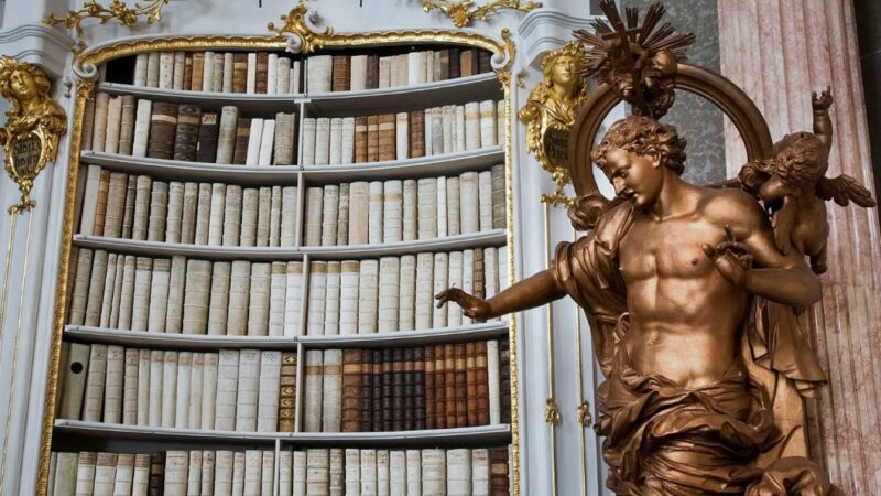 Cea mai mare bibliotecă monahală din lume se află în Austria. Așa ceva nu ați văzut niciodată