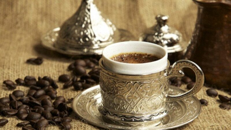 Cafeaua lui Marghiloman, sofisticată și aristocrată. Încearcă rețeta în dimineața când stai acasă!
