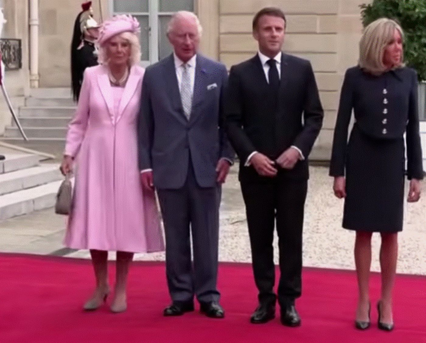 Regina Camilla, apariție șoc la banchetul de la Palatul Versailles