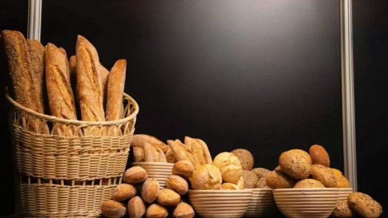 Cum să prelungiți prospețimea pâinii și a chiflelor. Trucurile vechi ale gospodinelor din Polonia