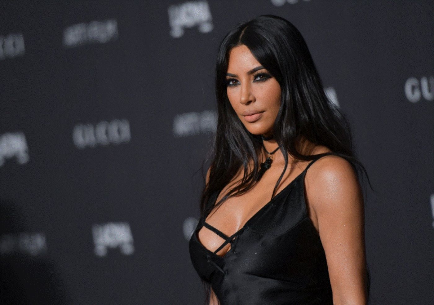 Kim Kardashian își scoate la vânzare Range Rover-ul distrus. Care e suma pe care o cere vedeta pentru înstrăinare
