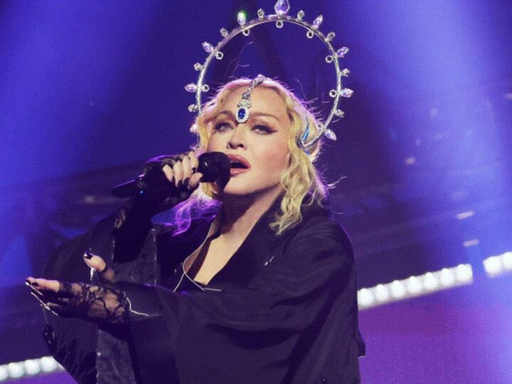 S-a potolit Madonna! Doar la rochia excentrică n-a renunțat la 65 de ani