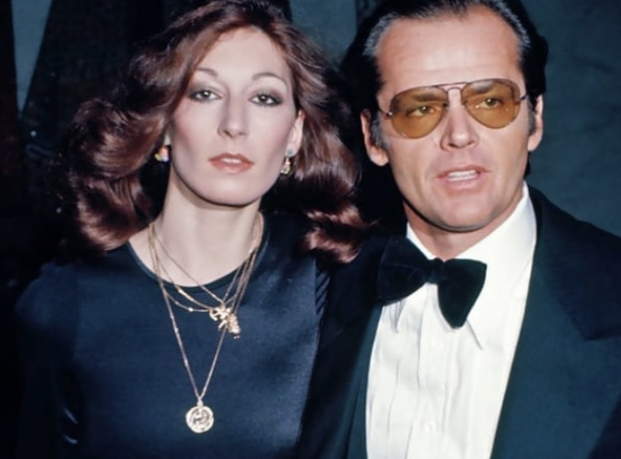 O iubire ca-n filme, presărată de gelozii, scandaluri și copii cu alte femei: Jack Nicholson și Anjelica Huston