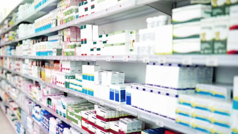 Ajutor pentru farmaciști, după ce s-a constatat că mor anual 163.000 de persoane ca urmare a erorilor medicale