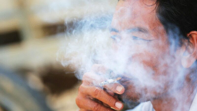 Franța a anunțat o serie de noi măsuri pentru a reduce numărul de fumători. Va exploda prețul la țigări