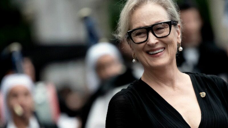 Meryl Streep, într-o relație enigmatică cu colegul din serial. Iubire sau prietenie?, e bârfa momentului