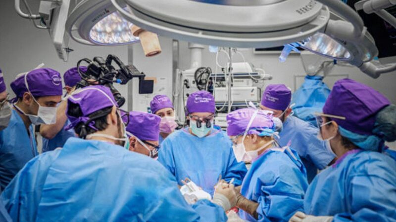 Chirurgii din New York anunță primul transplant de ochi din lume. Norocosul este un veteran militar