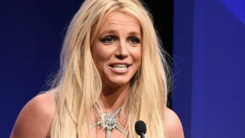 Solistul de la Backstreet Boys rupe tăcerea în cazul imaginilor cu Britney Spears goală. „A mers prea departe”