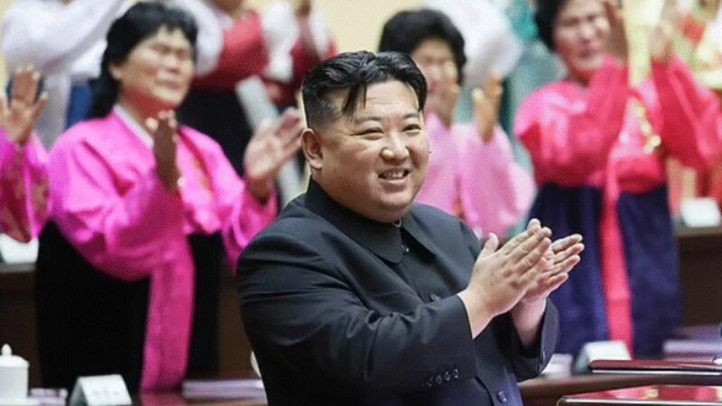 Draconicul Kim Jong Un a început să plângă în timpul discursului. Imagini uluitoare