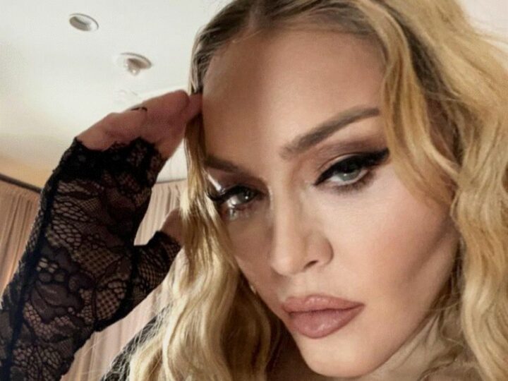 Madonna, selfie-uri picante în baie. „Incredibilă, uimitoare, cea mai bună din toate timpurile”