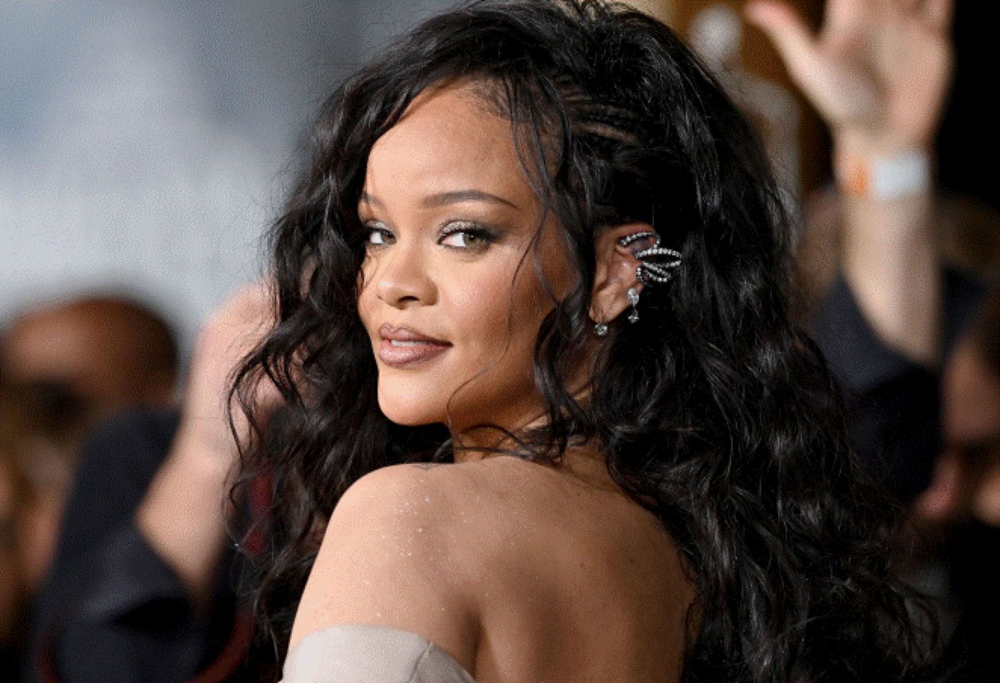 Rihanna și A$AP Rocky, cină romantică în LA. Ce ținută a purtat cântăreața. Foto