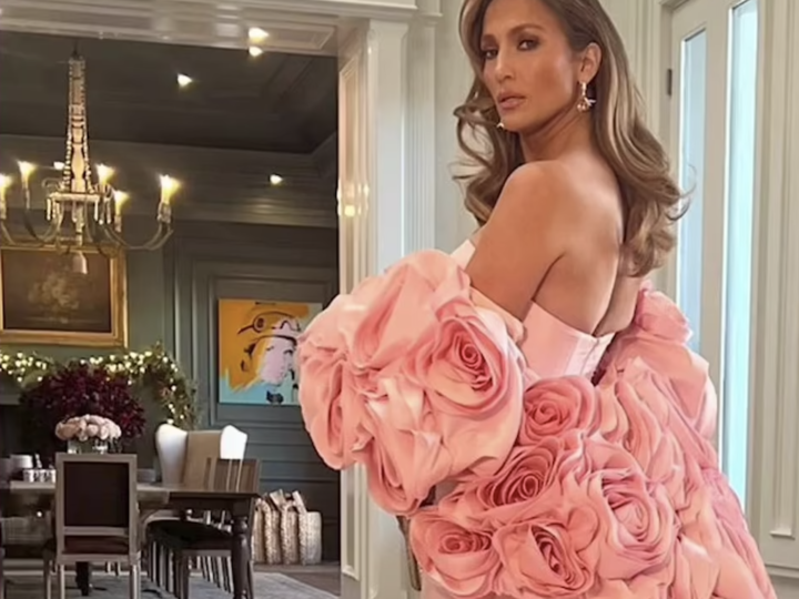 Cum arată casa de zeci de milioane a lui Jennifer Lopez. Diva și-a arătat din greșeală candelabrul de 100.000$