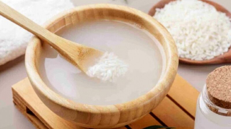 Secretele din apa de orez. Beneficii fantastice pentru sănătate