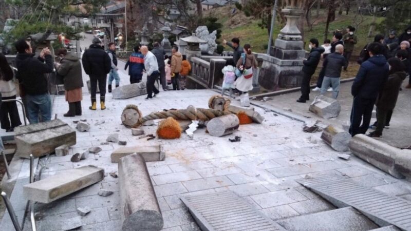 Cutremur devastator în Japonia de Anul Nou. Alertă de tsunami pe toată coastă de vest a țării