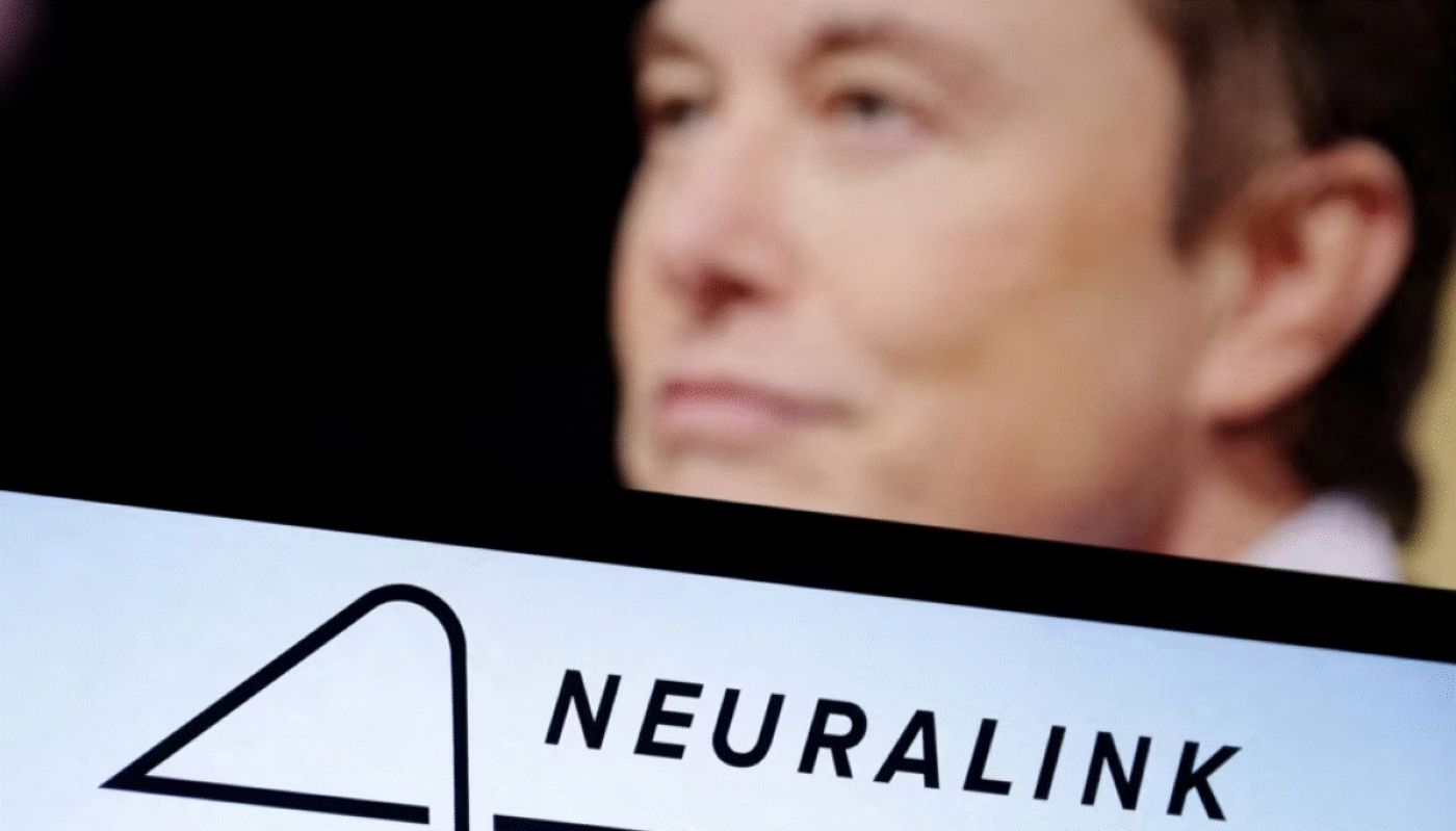 Elon Musk a făcut anunțul. A fost implantat primul cip cerebral la un pacient uman
