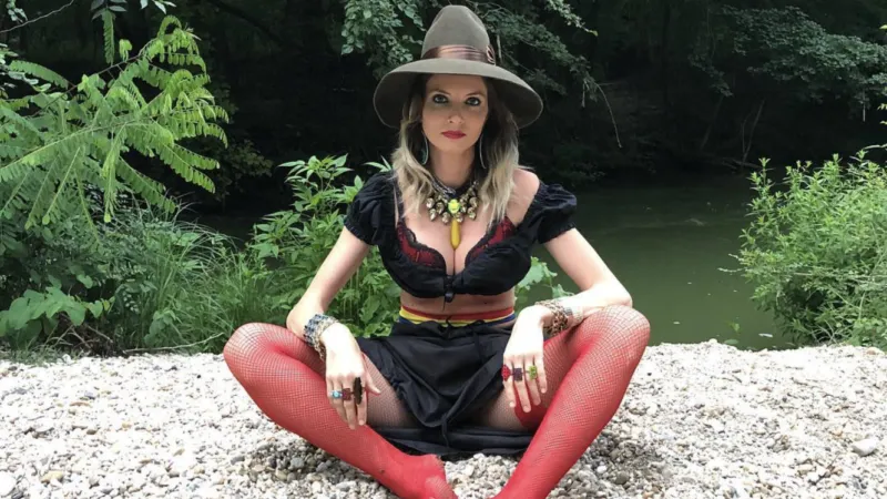 Povestea Ancăi Pop, vedeta Balcanilor care a plonjat cu mașina în Dunăre. A murit într-un mod foarte straniu