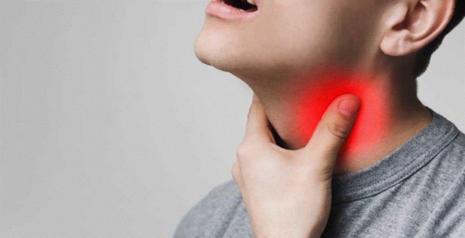 Remedii extraordinare pentru durerile de gât. Vă scapă rapid de probleme