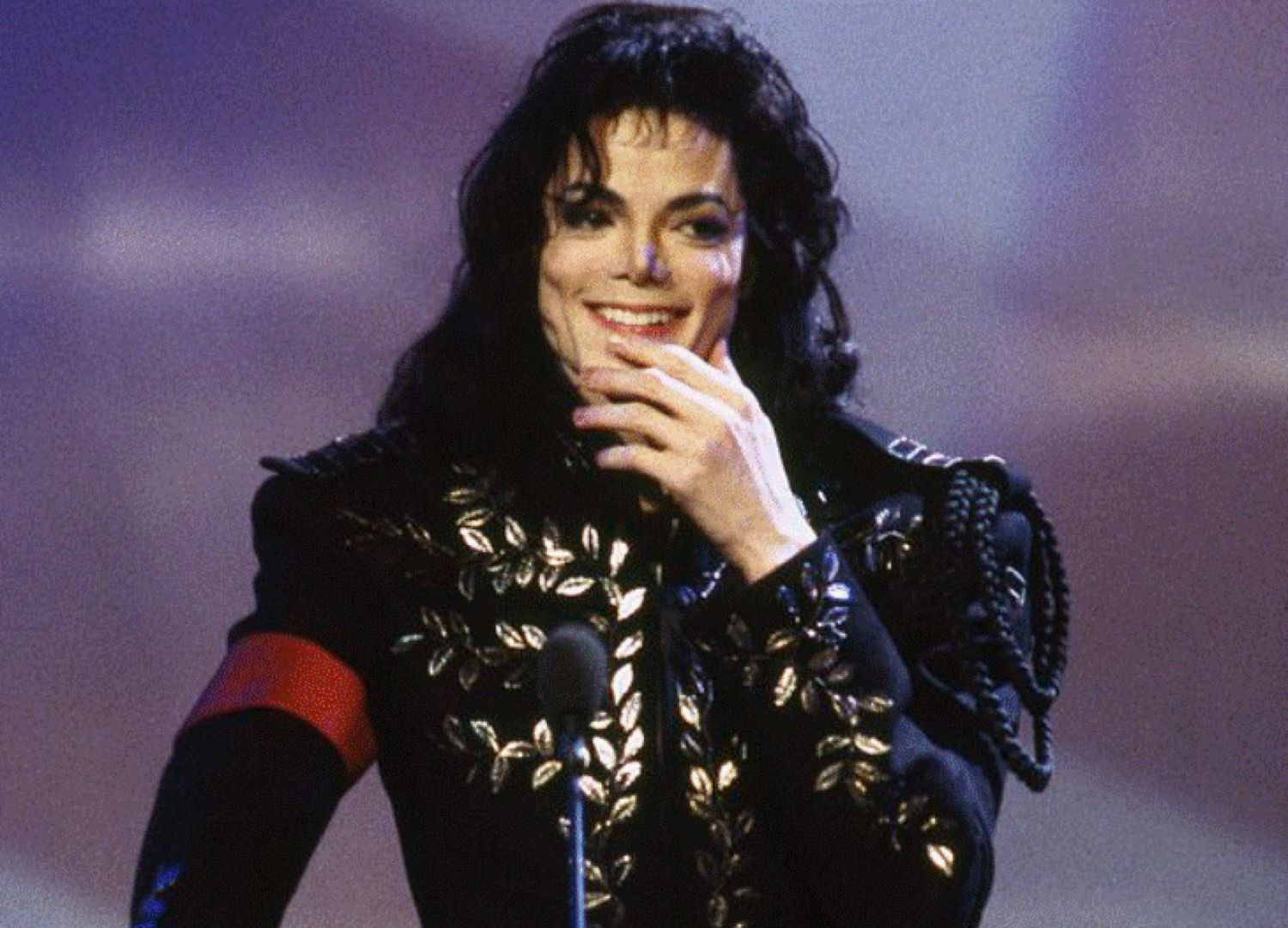 Michael Jackson îngropat sau incinerat în secret? Unde s-ar afla cenușa regelui muzicii pop