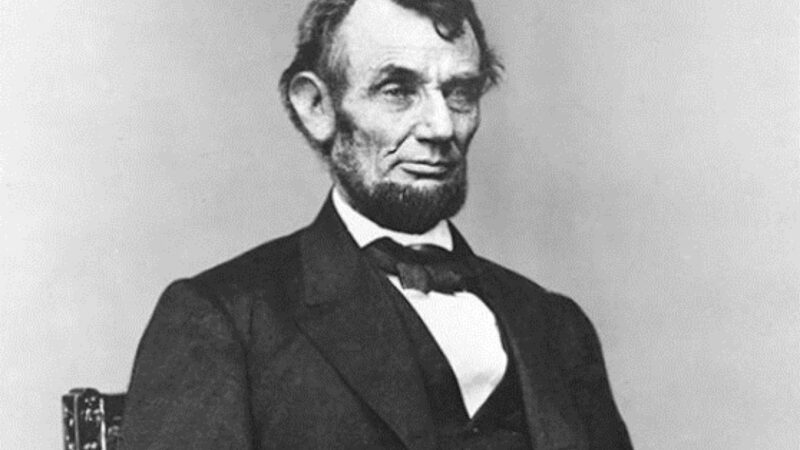 Viața intimă a președintelui Abraham Lincoln, dezvăluită într-un documentar. S-au stârnit valuri de critici