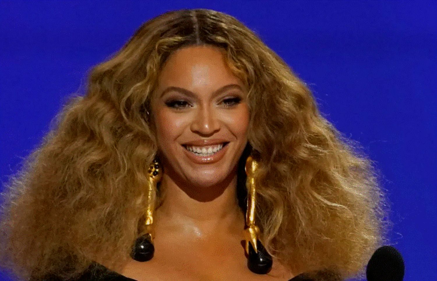 Beyoncé, pe o listă selectă, celebrată de francezi într-un mod deosebit. Doar 40 de persoane mai au această onoare