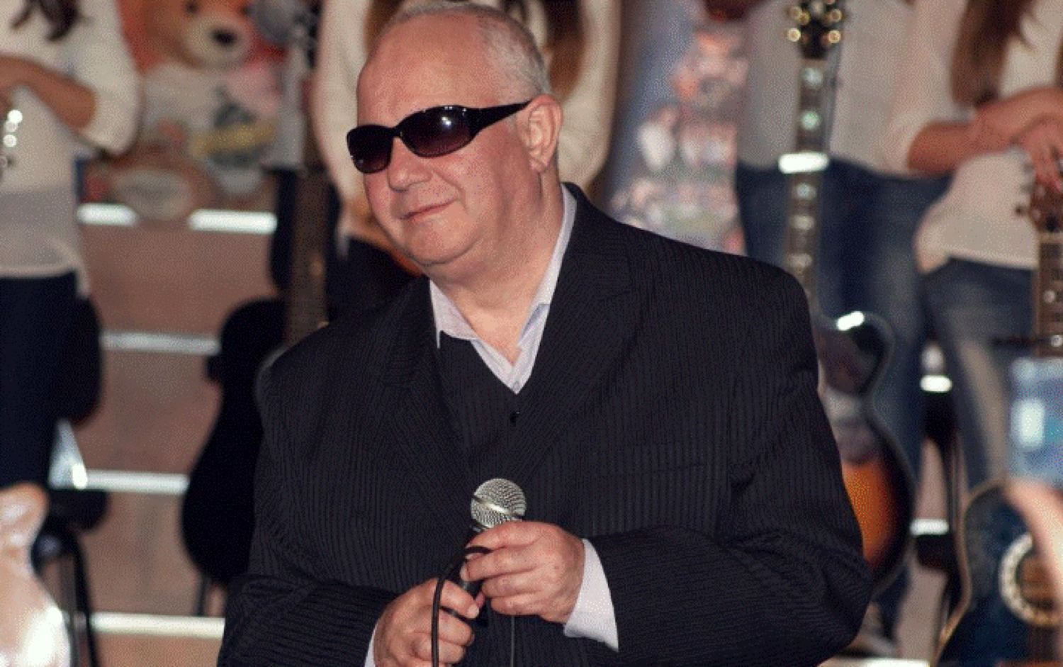 George Nicolescu, cunoscutul cântăreț nevăzător din Cenaclul Flacăra, a murit. Rămânem cu „Eternitate”