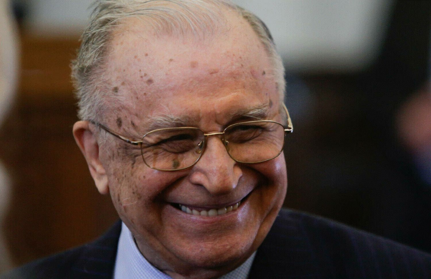 Ion Iliescu ne spune un banc la 94 de ani. E legat de România, Rusia și China