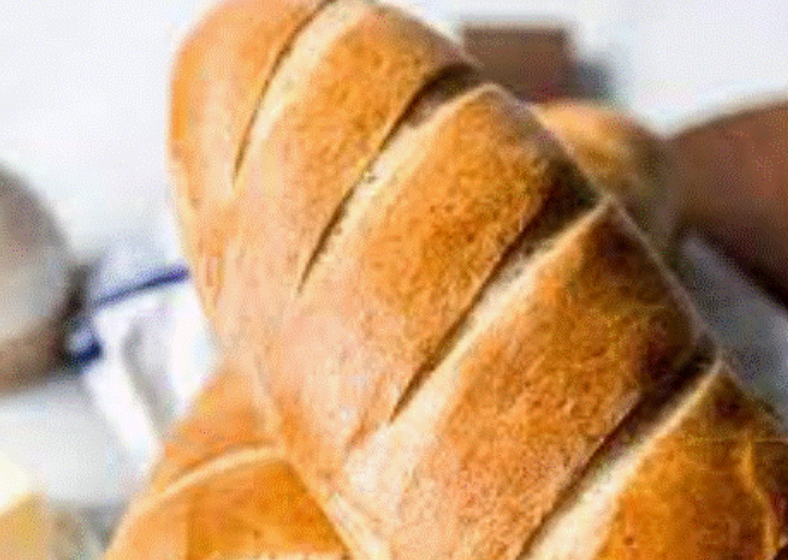 Românii vor mânca pâine cu gust și proprietăți de carne. Cine a inventat-o