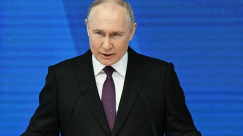 Vladimir Putin suferă de o boală nemiloasă. Informații noi de la șeful spionilor britanici