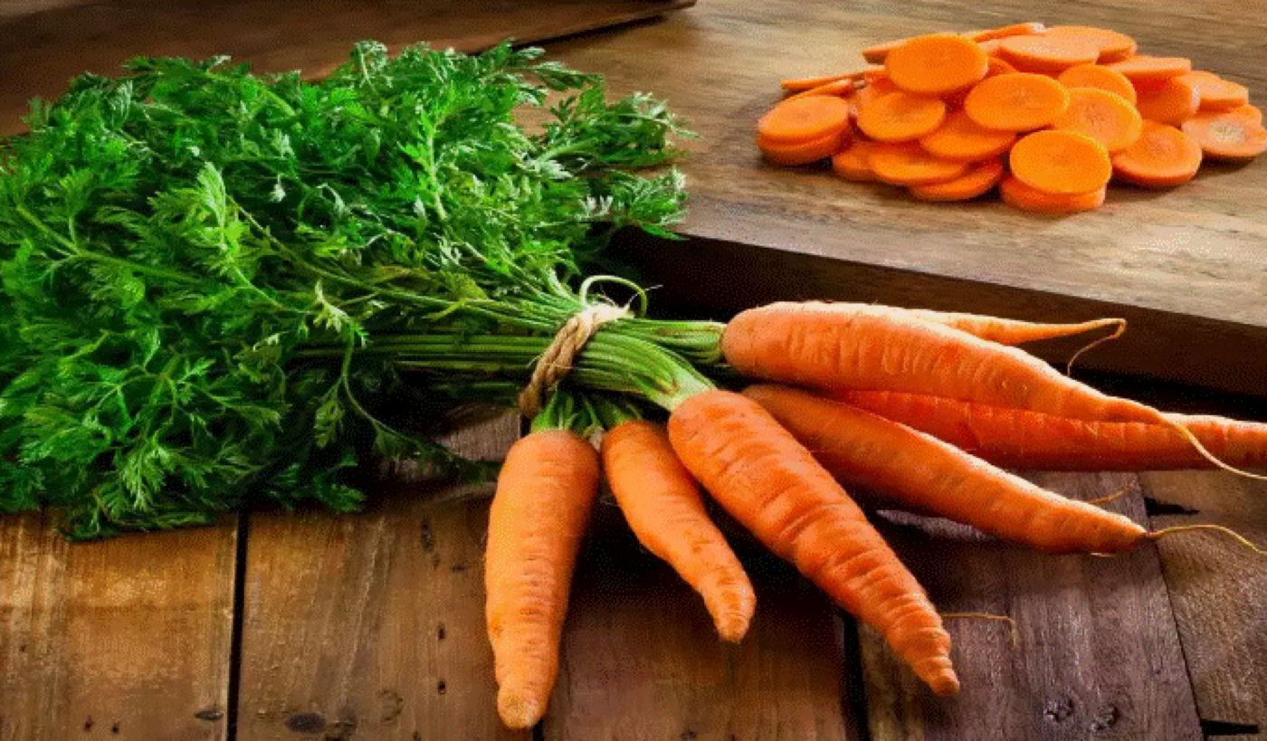 Trucul care păstrează morcovii proaspeți pentru foarte mult timp