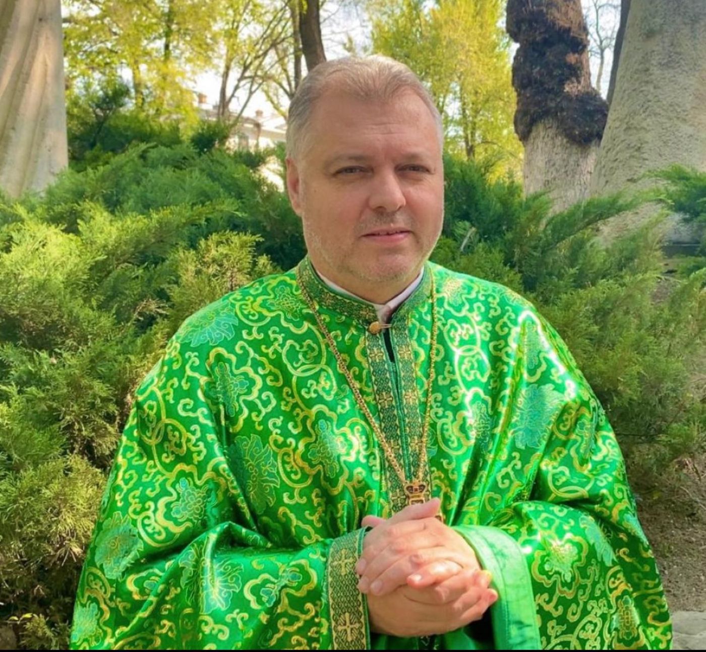 Pr. Emil Cărămizaru, parohul bisericii „Sfântul Gheorghe Nou”