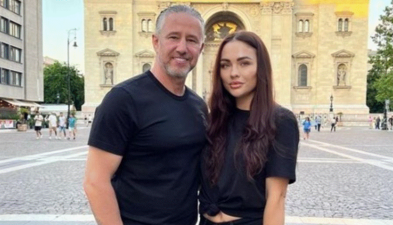 Culisele familiei lui Reghecampf cu Corina și cei doi băieți ai lor. Imagini nemaivăzute