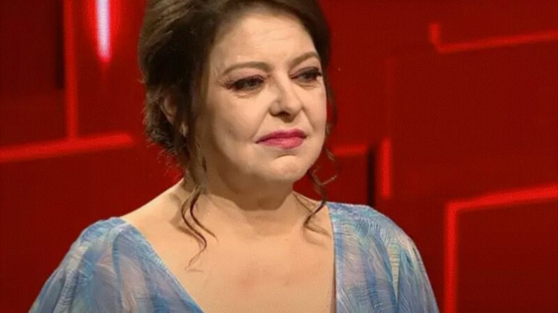 Rita Mureșan plânge! După ce a recunoscut relația cu celebrul artist, a revenit cu un anunț dureros