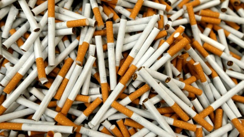 Veste neplăcută pentru fumători. De azi, țigările se scumpesc din nou