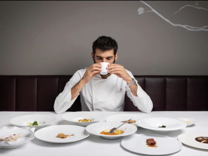 Juratul de la Chefi la cuțite a primit încă o stea Michelin. Ce servește la restaurantul său atât de premiat