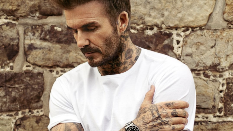 David Beckham arată lumii ce cocoș mare are. Face ce știe mai bine în ultimii ani!