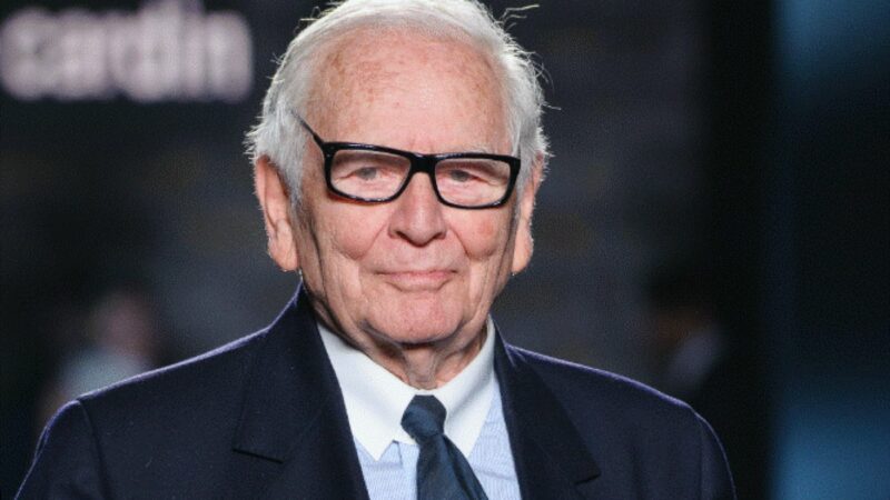 Case ciudate și bântuite. Și celebrul designer Pierre Cardin a avut o așa locuință