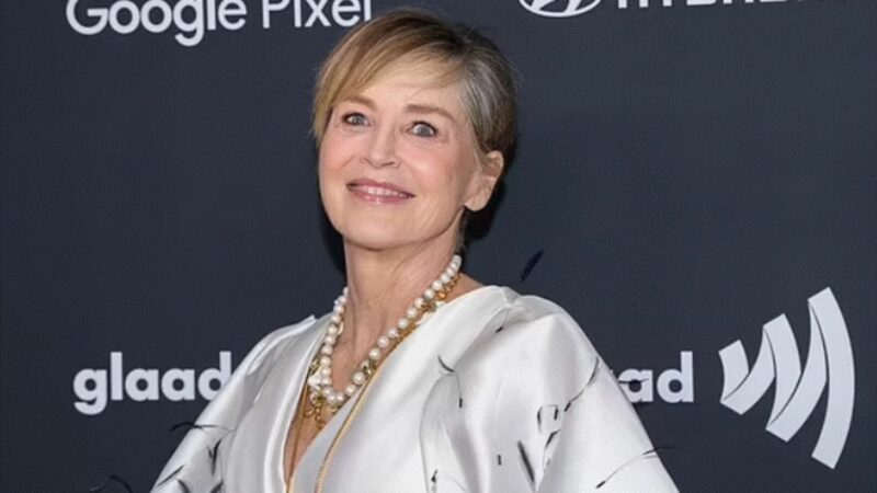 Sharon Stone trece prin momente importante. Unul dintre cei trei copii începe o etapă nouă