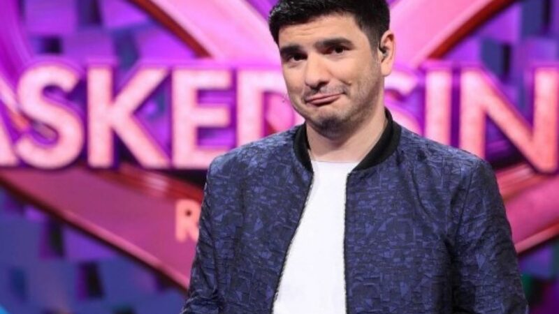 Actorul Alex Bogdan s-a însurat. Nașul a purtat pantaloni scurți la cununie