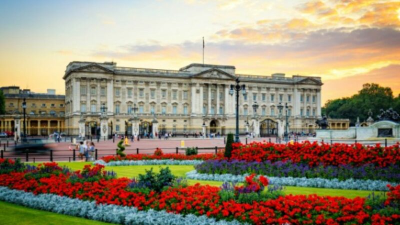 Imagini din Palatul Buckingham proaspăt renovat. Regele Charles dorește să fie „al poporului”