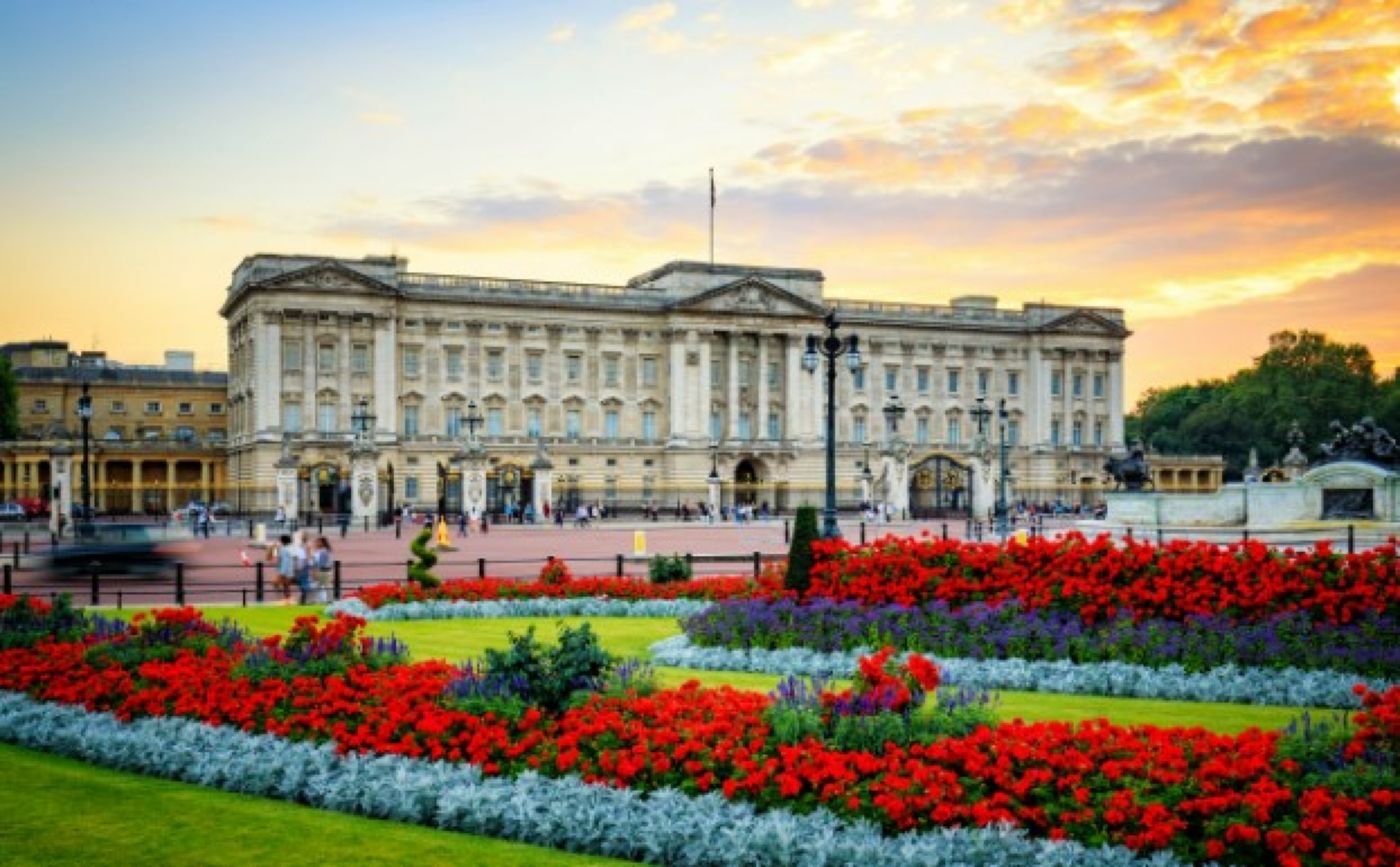 Imagini din Palatul Buckingham proaspăt renovat. Regele Charles dorește să fie „al poporului”