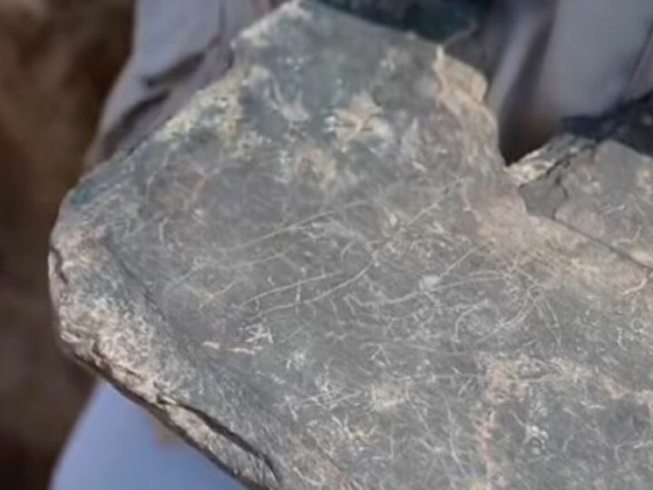 Dovezi ale unei civilizații „pierdute”, descoperite în Spania. S-a găsit o tăbliță mai veche cu 400 de ani decât Piatra de la Rosetta