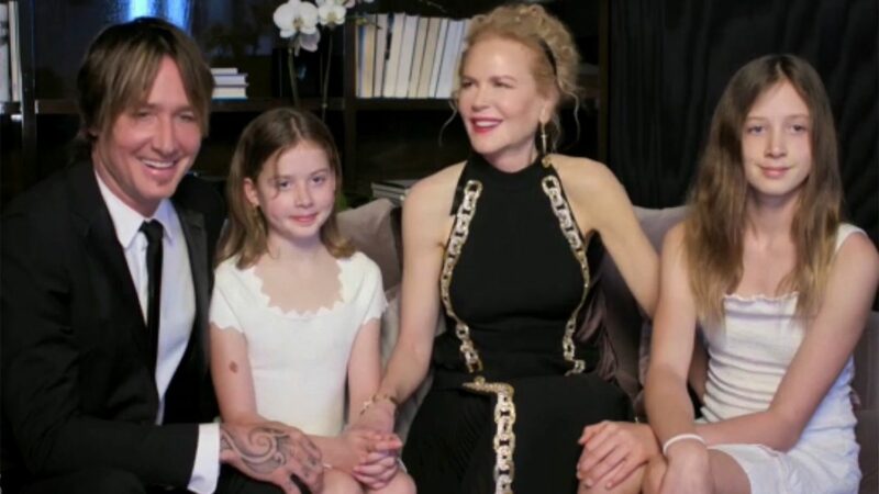 Nicole Kidman și fiica ei, apariție de senzație la Săptămâna Modei. Sunday Rose este copia fidelă a mamei. Foto