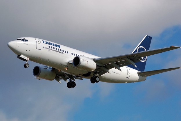 avion tarom