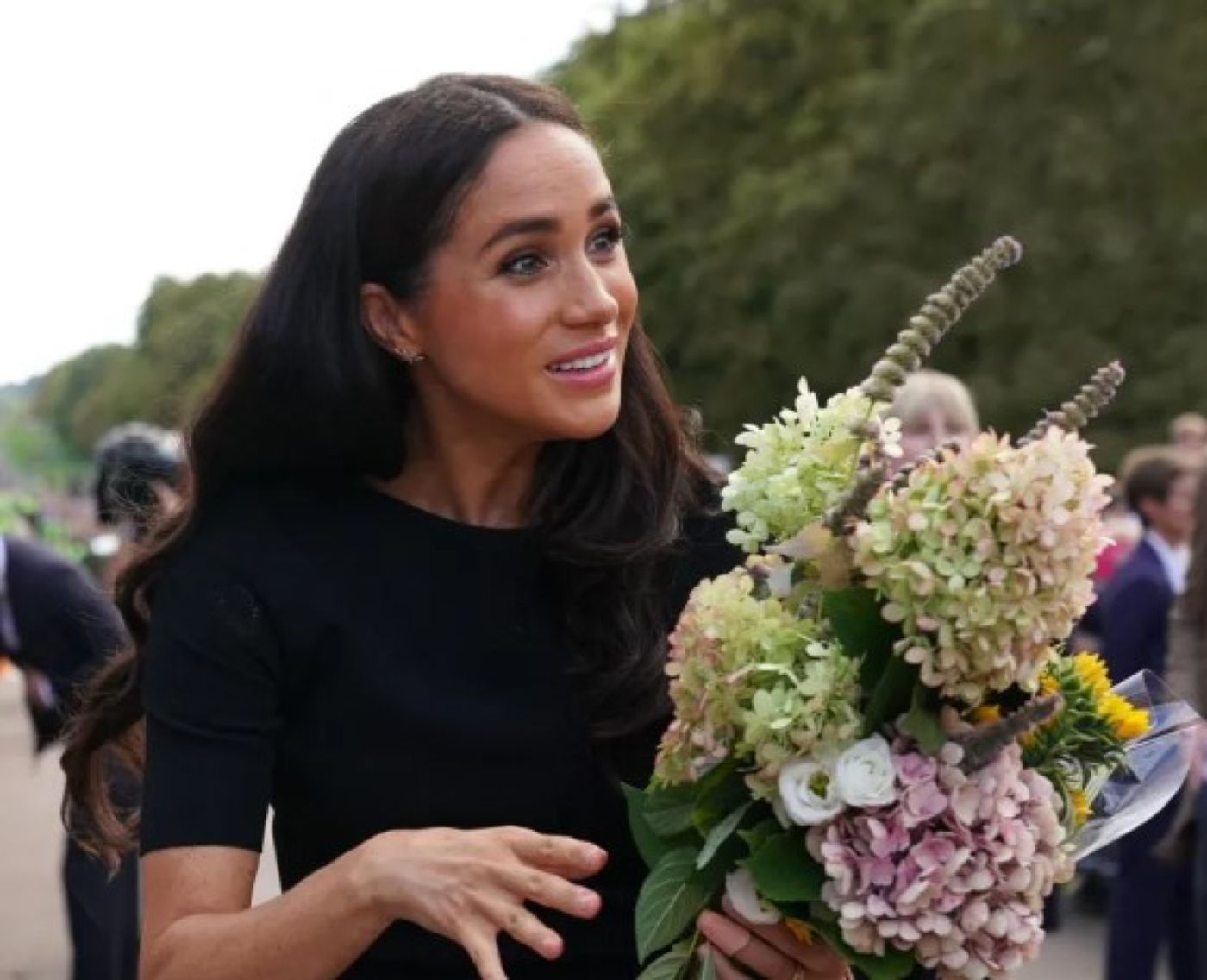 Meghan Markle regretă ruptura regală. Ducesa vrea „să facă pace” cu Kate Middleton