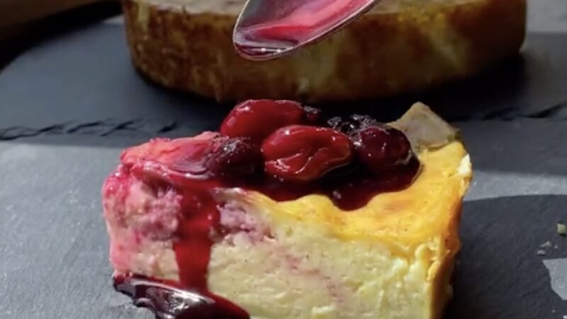 Cheese cake olandez de post, cu numai două ingrediente. O rețetă fantastică