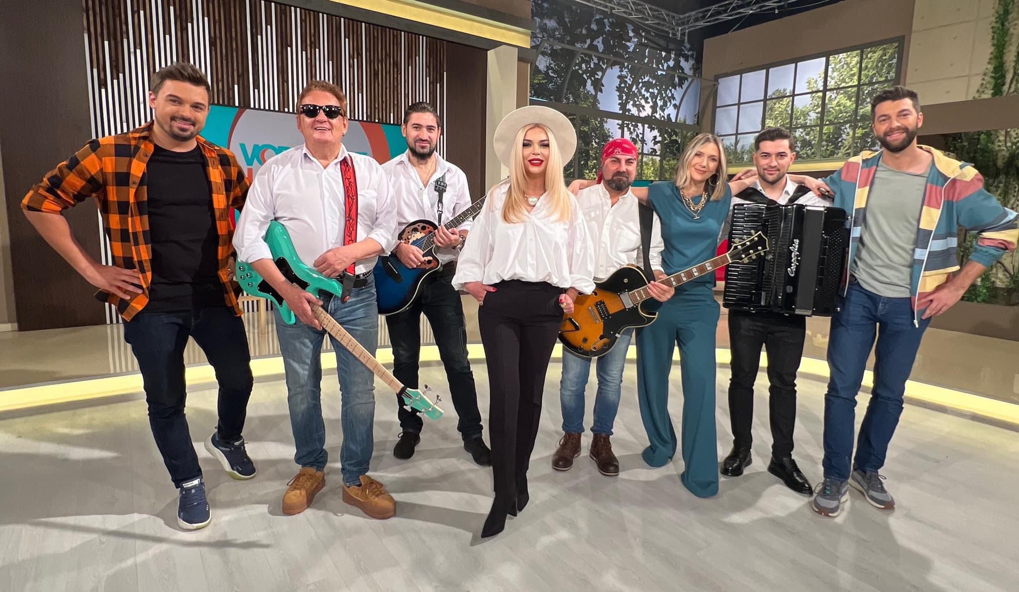 Crina Matei și band-ul ei