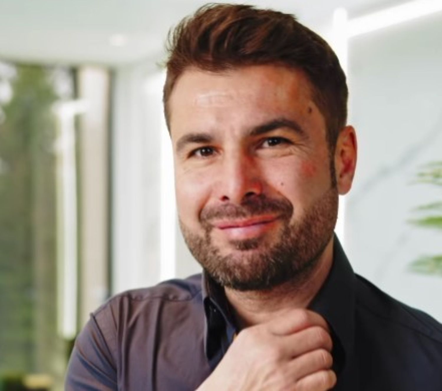 Adrian Mutu, mândru de operația lui estetică. Se laudă la toată lumea. Foto